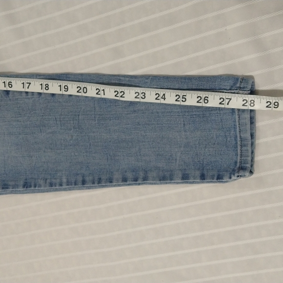 Levis Women Jean Leggings - Picture 5 of 10